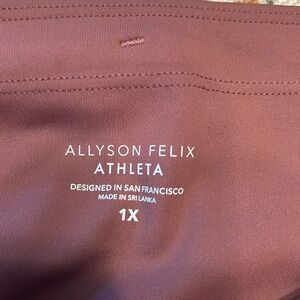 Athleta Women's Burgundy Pants